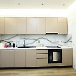 - Skanderbeg Square Appartement
