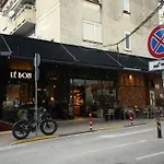 - Skanderbeg Square Appartement *